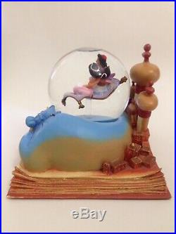 Hallmark Wonders Within Disney's Aladdin Whole New World Snow Globe 2014