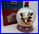 Jim_Shore_Disney_Snow_Globe_Figurine_Minnie_and_Mickey_Mouse_Sunday_Sweethearts_01_knmm