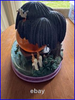 Kiss The Girl Music By Alan Menken And Words By Howard Ashman 1988 Snow Globe Kiss The Girl Music By Alan Menken And Words By Howard Ashman 1988 Snow Globe