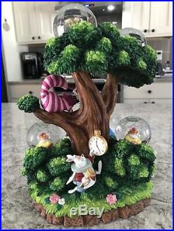 LE500 DISNEY Alice In Wonderland Snow Globe RARE Disney Auctions Cheshire LE500 DISNEY Alice In Wonderland Snow Globe RARE Disney Auctions Cheshire