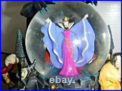 Large Disney Musical Villain Snowglobe Grim Grinning Ghost Excellent RARE