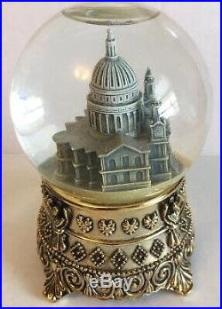 MARY POPPINS Snowglobe FEED THE BIRDS Cathedral DISNEY 35th COMMEMORATIVE 1999