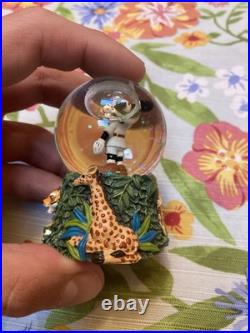 (Make Offer) Disney Snow Globe Lot Of 6 Various Globes
