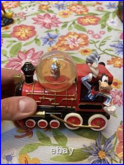 (Make Offer) Disney Snow Globe Lot Of 6 Various Globes
