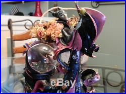 Maleficent & Dragon Disney Villains Snow Globe Statue Snow White Maleficent & Dragon Disney Villains Snow Globe Statue Snow White