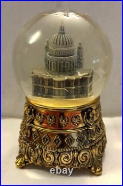 Marry Poppins Feed The Birds Musical Snowglobe St. Pauls Cathedral No Stand