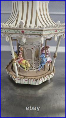 Mary Poppins Carousel Jolly Holiday Musical Snow Globe Mary Poppins Carousel Jolly Holiday Musical Snow Globe