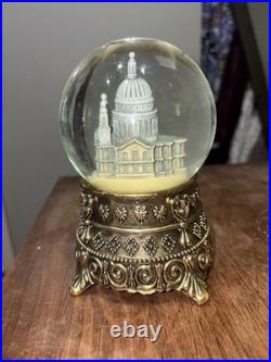 Mary Poppins Feed the Birds St. Paul's Cathedral Musical Snow Globe (No Stand)