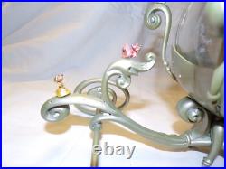 Metal Cinderella Metal Carriage Snow Globe Metal Cinderella Metal Carriage Snow Globe