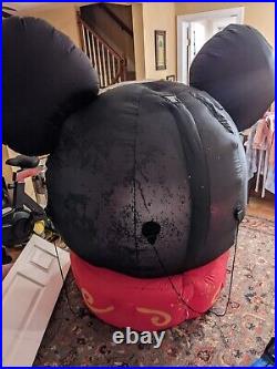 Mickey And Minnie Gemmy Industries Blow Up CHRISTMAS GLOBE READ ISSUES BELOW