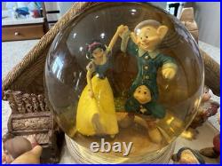 NEW 2013 Hallmark Disney Wonders Within Snow Water Globe Beauty & the Beast