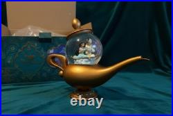 NEW Disney Aladdin Art of Jasmine Genie Lamp Musical Snow Globe