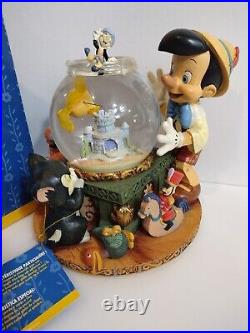 NEW! Disney Pinocchio Toyland Fishbowl Cleo Figoro Musical Snow Globe! RARE