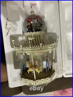 NIB Disney Mary Poppins Carousel Snow Globe play Jolly Holiday