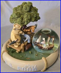 NIB Disney Store S. S. Winnie The Pooh Snow Globe Musical Box NIB Disney Store S. S. Winnie The Pooh Snow Globe Musical Box