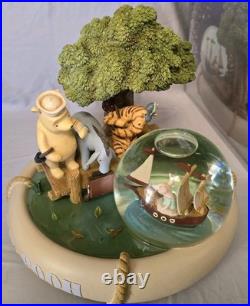 NIB Disney Store S. S. Winnie The Pooh Snow Globe Musical Box NIB Disney Store S. S. Winnie The Pooh Snow Globe Musical Box