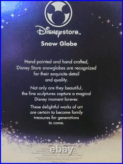 NIB Disney Store S. S. Winnie The Pooh Snow Globe Musical Box NIB Disney Store S. S. Winnie The Pooh Snow Globe Musical Box
