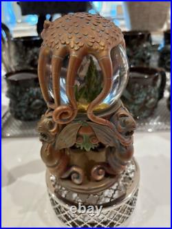 New DCL Disney Cruise Line Treasure Exclusive Haunted Mansion Parlor Snow Globe New DCL Disney Cruise Line Treasure Exclusive Haunted Mansion Parlor Snow Globe