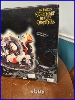 Nightmare Before Christmas Jack Catches Santa Disney Store Ex Musical Snow Globe