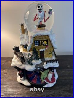 Nightmare Before Christmas Limited Musical Snow Globe Disney, RARE. Best offer