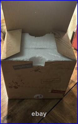 Perfect Condition Disney Parks Alice in Wonderland Tea Cup Spinning Snow Globe