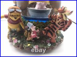 Pooh Springtime With Heffalump Snow globe Disney Plays Tune Winnie The Pooh NEW