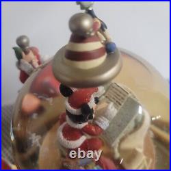 RAREDisneyMickey Mouse Christmas-Santas Workshop Snow globe