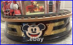 RARE Collectors' Disneyland Main Street Snow Globe Lights & Music Box L108 LE