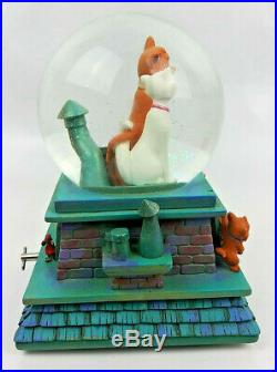 RARE DISNEY ARISTOCATS Snow Globe Music Box with Lights