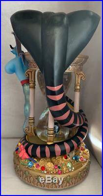 RARE DisneyALADDINJASMINESnow Globe Musical & Lights Stunning GENIE JAFER FUN