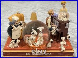RARE Disney 101 Dalmatians Musical Light-Up Snow Globe Cruella De Vil PRISTINE