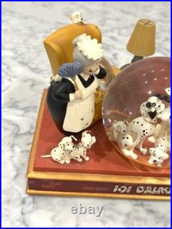 RARE Disney 101 Dalmatians Musical Light-Up Snow Globe Cruella De Vil PRISTINE