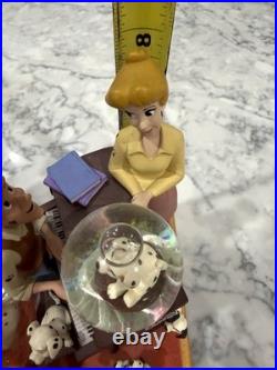 RARE Disney 101 Dalmatians Musical Light-Up Snow Globe Cruella De Vil PRISTINE