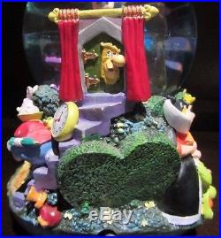 RARE Disney Alice in Wonderland Cheshire Cat Queen of Hearts Snowglobe Music Box
