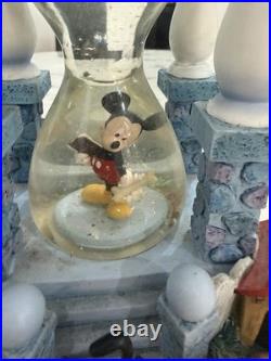 RARE Disney Mickey Mouse House Hourglass Snowglobe Music Box READ