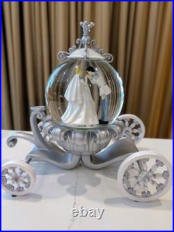 RARE Disney Park Cinderella Prince Wedding Pumpkin Carriage Snow Globe