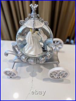 RARE Disney Park Cinderella Prince Wedding Pumpkin Carriage Snow Globe