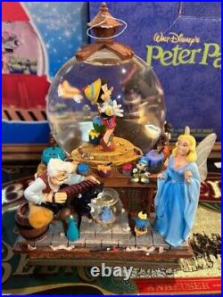 RARE Disney Pinocchio Share a Dream Come True Glitter Snow Globe-NIB