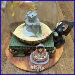 RARE Disney Pinocchio Toyland Fishbowl Cleo Figoro Musical Snow Globe