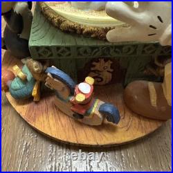 RARE Disney Pinocchio Toyland Fishbowl Cleo Figoro Musical Snow Globe