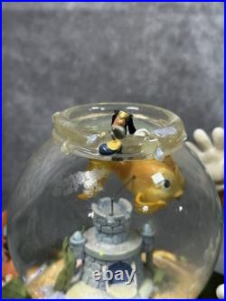 RARE Disney Pinocchio Toyland Fishbowl Musical Snow Globe Cleo Figoro