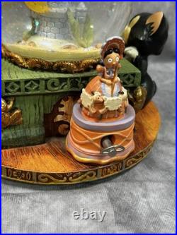 RARE Disney Pinocchio Toyland Fishbowl Musical Snow Globe Cleo Figoro