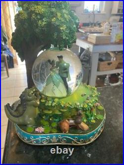 RARE Disney Princess and the Frog Snow Globe