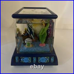 RARE Disney Snow Globe Finding Nemo Aquarium Fish Tank Musical Snowglobe RARE Disney Snow Globe Finding Nemo Aquarium Fish Tank Musical Snowglobe