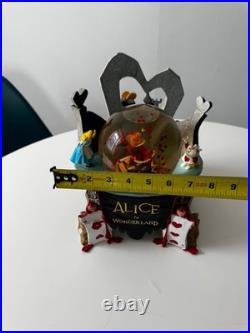 RARE Disney Store Alice in Wonderland Snow Globe Queen Hearts READ