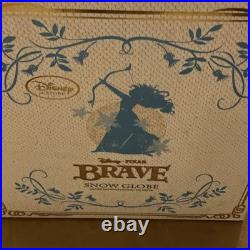 RARE Disney Store Brave Merida Queen Elinor Lit Snow Globe Blue Lights 8.25