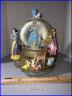 RARE Disney princess snow globe RARE Disney princess snow globe