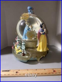 RARE Disney princess snow globe RARE Disney princess snow globe
