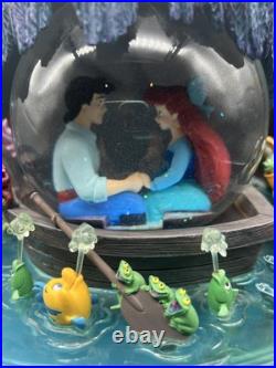 RARE Disneys The Little Mermaid Kiss the Girl Vintage 1998 Snow Globe Wo G2U