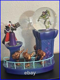RARE Original Disney Store Toy Story BUZZ LIGHTYEAR VS ZURG LIGHT UP SNOW GLOBE